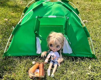 Blythe Doll Camping Set: Tent, Fire Pit, Outfit Options