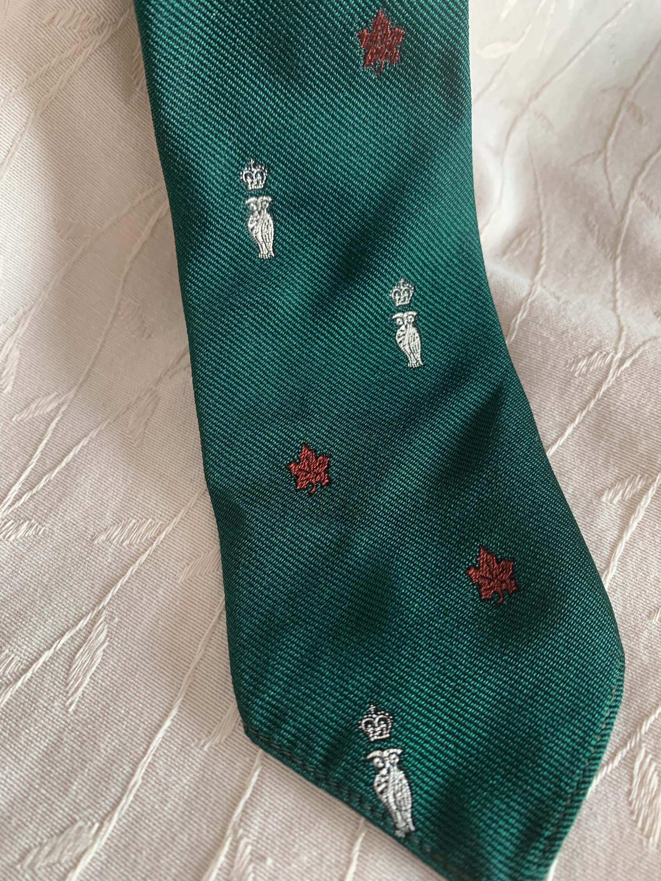 Emerald Green Embroidered Maple Leaf Owl Necktie: 100% Silk