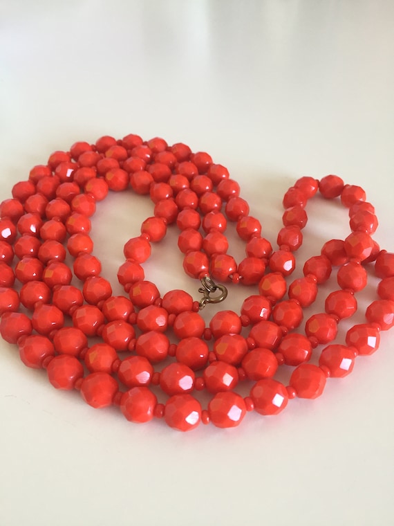 Vintage Single Strand Facetted Cut Cherry Red Round Glass