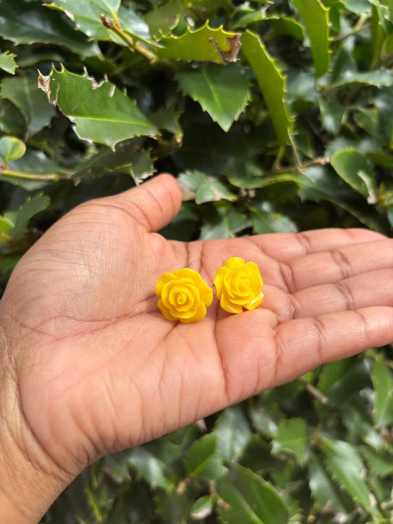 Yellow Resin Flower Earrings-1 Inch