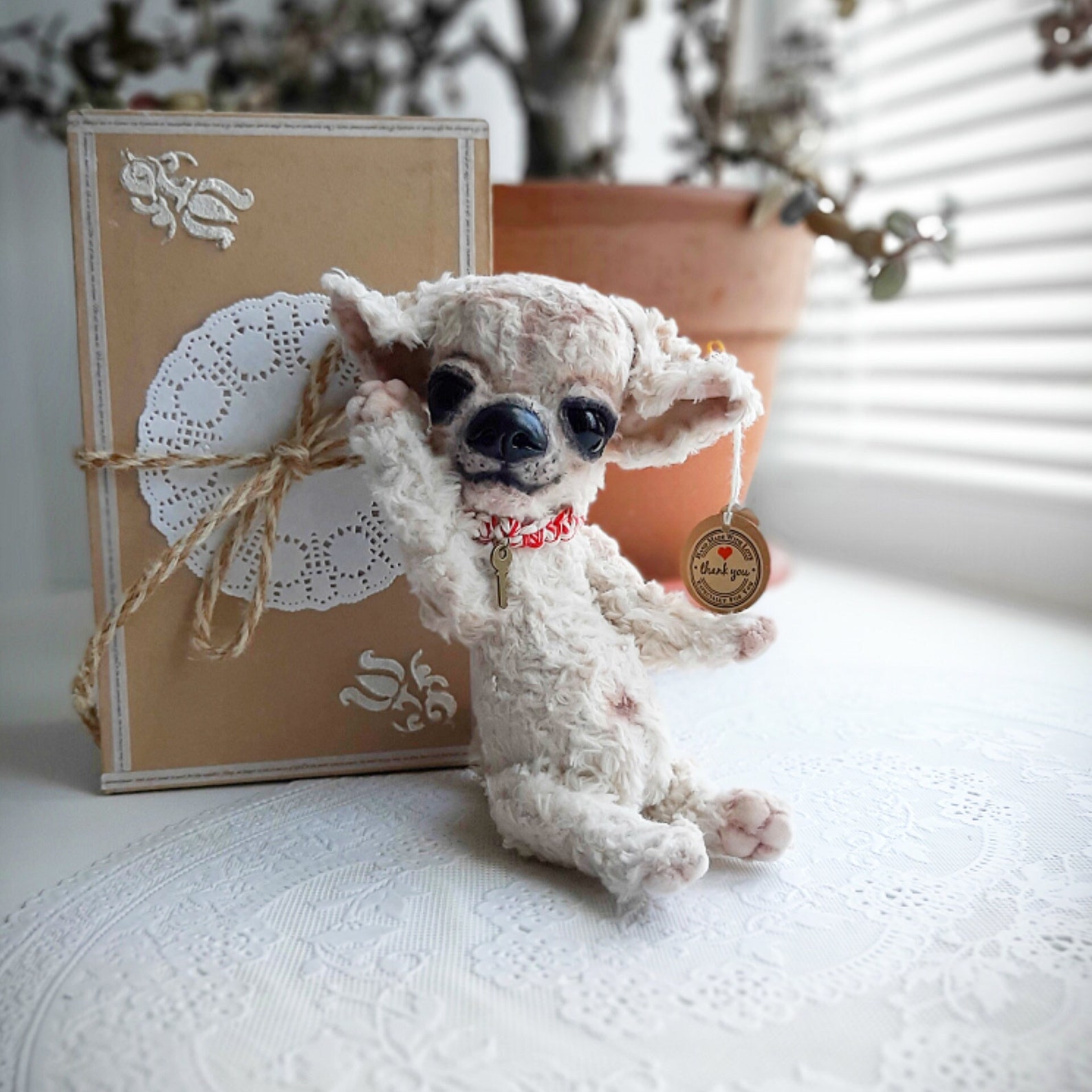 Kleiner niedlich beiger Hund Chihuahua Etsy