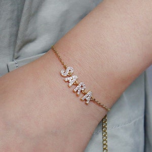 Pulsera de nombre brillante personalizado pulsera inicial personalizada pulsera de letras de pedrería blanca pulsera 18K oro chapado iniciales regalo fr su