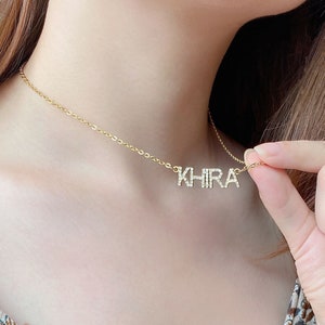 AANGEPASTE strass naam ketting gepersonaliseerde volledig geboorde zirkoon naam ketting DIY glanzende eerste letter ketting verjaardagscadeau voor haar afbeelding 2