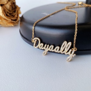 AANGEPASTE strass naam ketting gepersonaliseerde volledig geboorde zirkoon naam ketting DIY glanzende eerste letter ketting verjaardagscadeau voor haar afbeelding 1