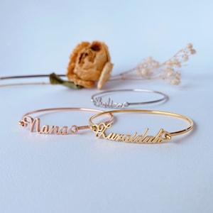 Custom name bangle personalized any name bracelet closed wrist band 2 mm thin bangle baby&#39;s name bangle gifts for mom