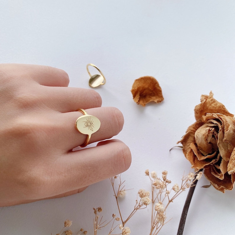 Personalized engraved logo oval ring Custom engrave wildflowersbirth flowers 1 mm width thin ring Classical ring gifts for mom