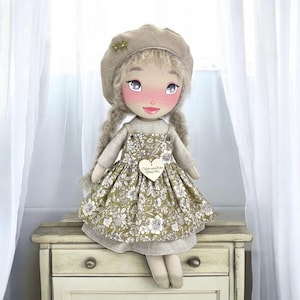 Stoffpuppe Schnittmuster - Lucy Pixie Puppe mit Kleidung (PDF Pattern)