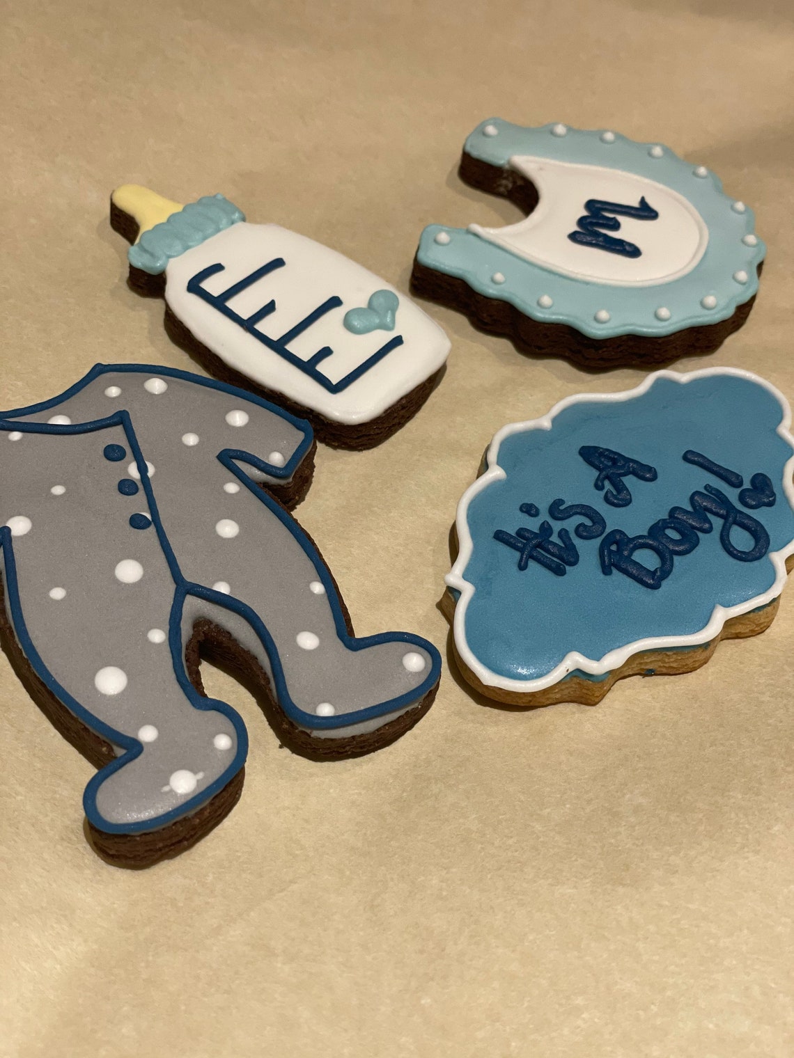 Baby boy biscuits / baby shower / iced biscuits / baby gift Etsy