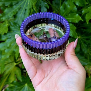 Resin Tealight Holder - Handcrafted Round Bowl with Elegant Fluted Design