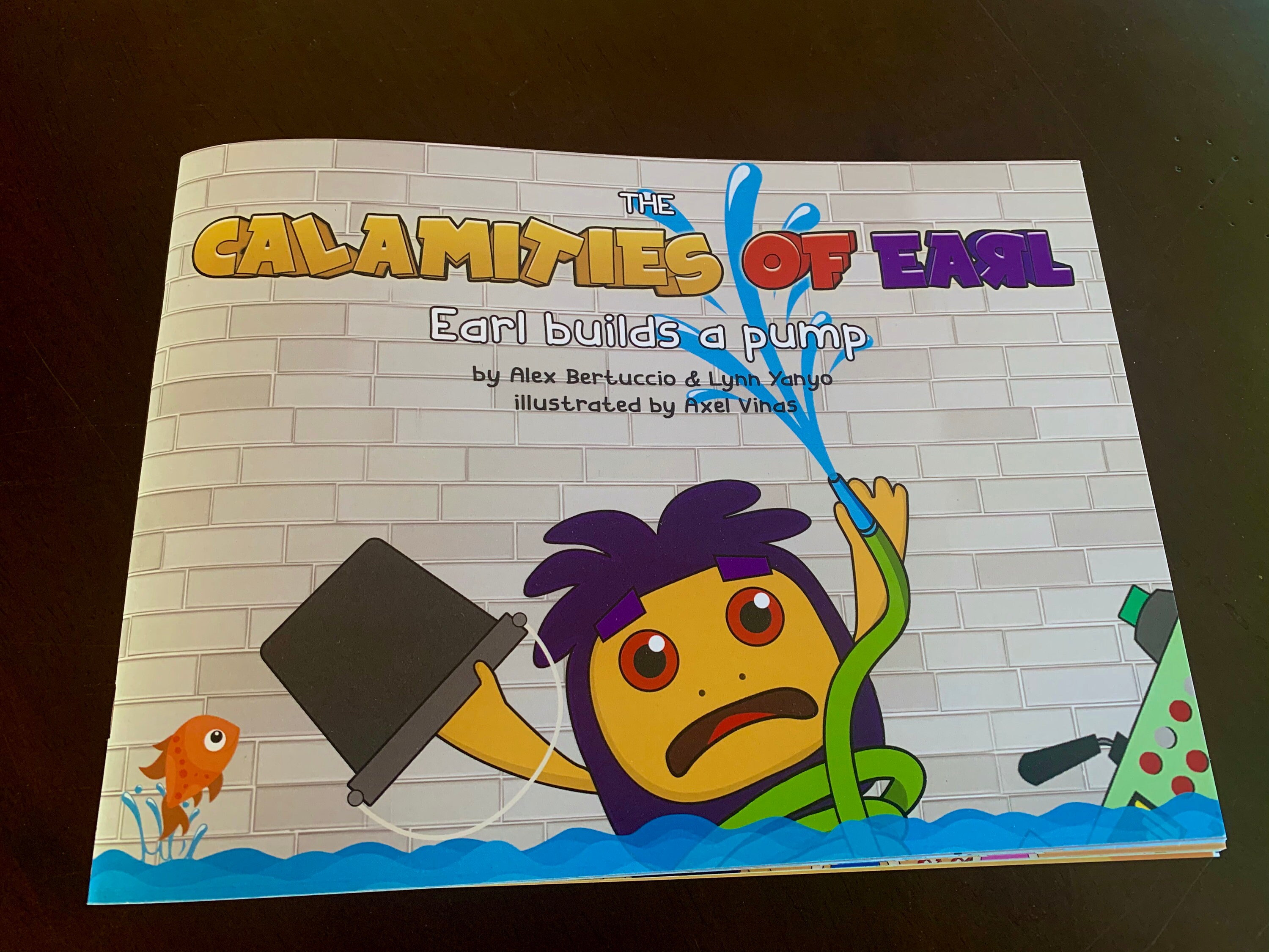 Las calamidades de Earl Earl construye una bomba | Etsy