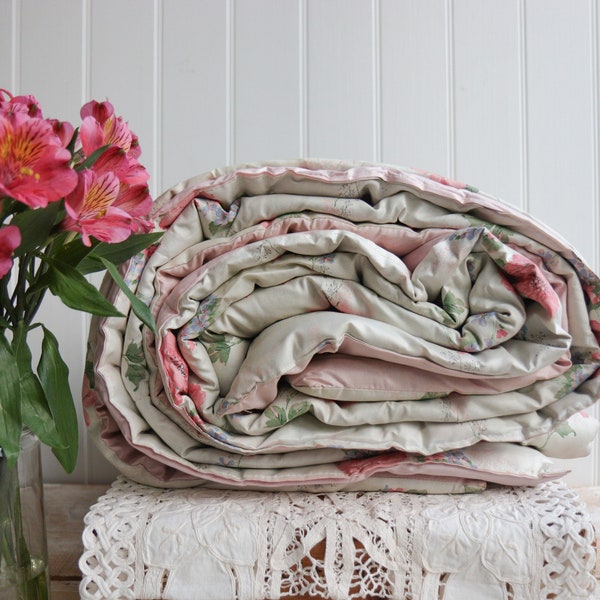 Vintage Rose Double Quilt