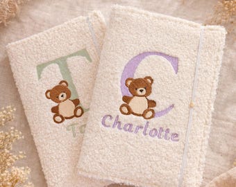 Personalized buccaneer booklet cover made of boucle | Teddy bear | Felt | Maternity record booklet cover | Personalized | Mom-to-be | High-quality embroidery
