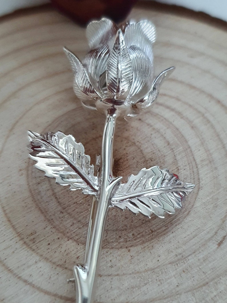 Sterling Silver Rose Brooch Great detail Solid Silver Hallmarked Boxed image 2