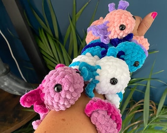 Axolotl Snapband, Crochet Axolotl, Axolotl Bracelet, Fidget Toy