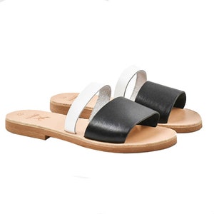 Black Slides Sandals/Leather Black And White Sandals/Sandales Grecques/Leather Srandals For Women Made In Greece/Sandales en cuir