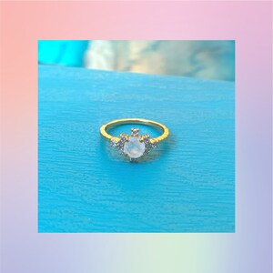 Opal or Moonstone Starburst Ring
