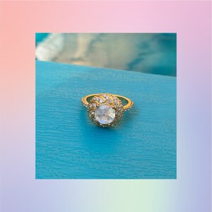 Vintage-Inspired Moonstone Ring