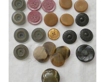 Large Vintage Celluloid & Lucite Buttons Lot of 24 | Hand Carved Art Deco Style Coat Buttons Statement Sewing Buttons 36–45mm | Craft Supply
