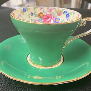 English porcelain cup and saucer Aynsley Bone China / cup and saucer / English porcelain / Aynsley Bone China