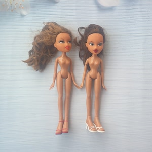 2 Bratz dolls by MGAE - 2001 / Original Bratz doll / Bratz 2001 / Bratz love / Bratz Collectible Doll