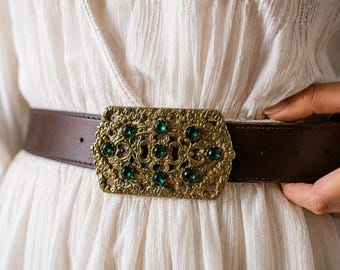 Antique Victorian Pinchbeck Belt Buckle | Green Faceted Glass Stones | Large Filigree Buckle 7.8 cm | 19th Century Collectible