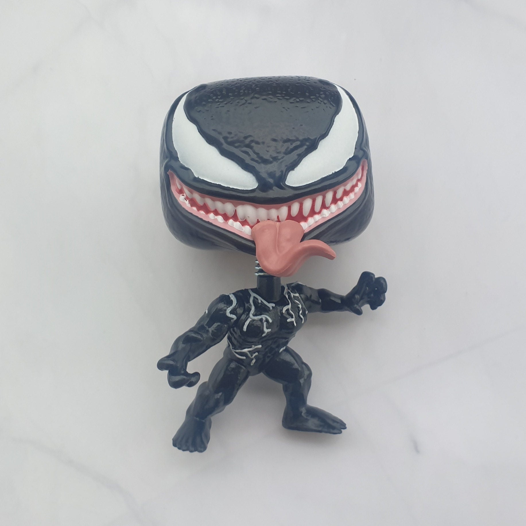 SPIDERMAN VENOM 2 Figurine VENOM MOVIE FUNKO POP N° 888 – LENG