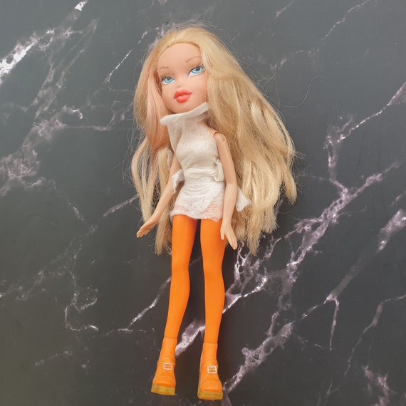 Bratz I-candy Cloe Doll/ Bratz Doll Cloe by MGAE 2001 / Original