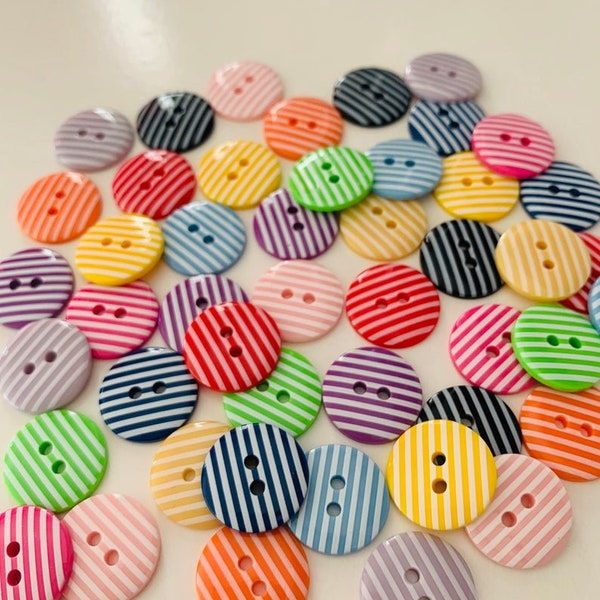 Stripe Buttons - Sewing buttons / knitting buttons / craft buttons / spotty buttons