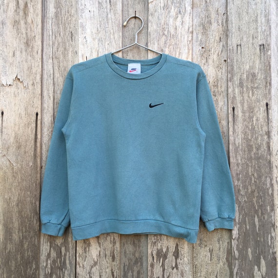 MrMessyApparelStore Vintage Nike Crewneck Sweatshirt Small Logo