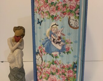 Alice in Wonderland, Alice jn wonderland decor,decor book, Decorative Book Fold, bookfold, Great Gift for wife, gift for girl, birthday gift