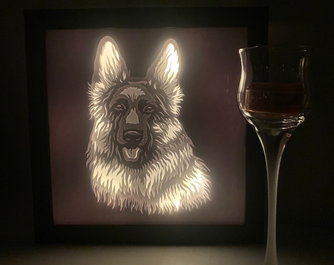 German Shepherd gift, dog picture, Dog frame, paw print, Lightbox lighted shadow box, light lamp, wall decor, great for a Memorial piece