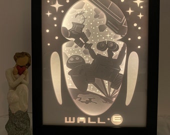 Wall-E, marco de caja de sombra iluminada Lightbox, lámpara de luz, decoración del dormitorio, gran regalo para cumpleaños, decoración de la sala de juegos, Wall-E y Eve