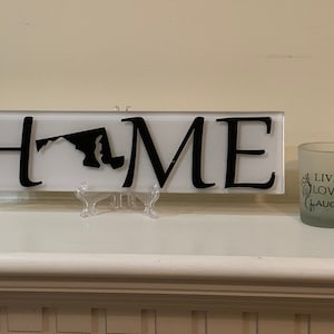 Home State Dekoratives Namensschild Schild, INDIVIDUALISATIV mit JEDEM Zustand Einzigartiges personalisiertes Geschenk, beinhaltet kostenlosen Stand, Karte