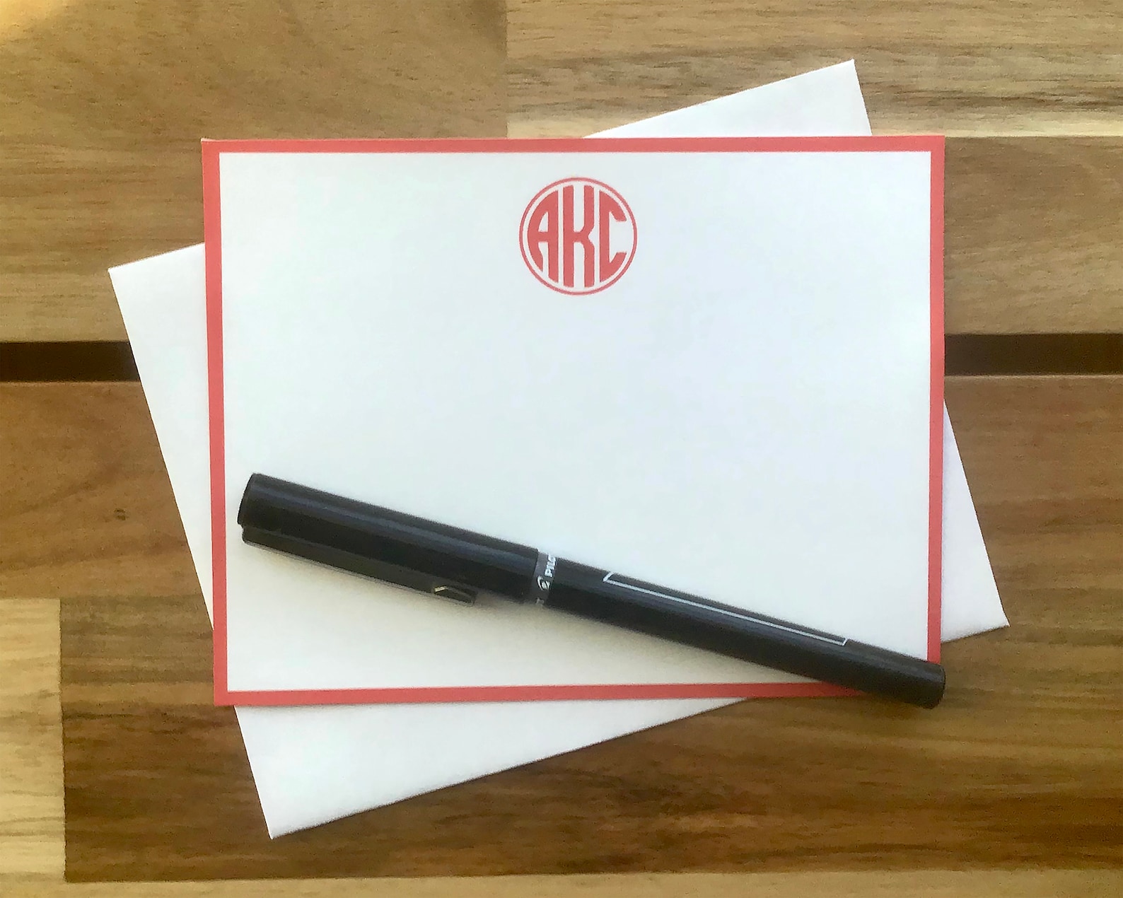 ADesignsDenver Personalized Monogram Stationery Set