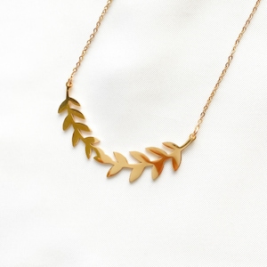 Minimalist gold leaf necklace, Dainty botanical floral charm necklace, Gift for her, Olive branch necklace, Gold bar pendant necklace