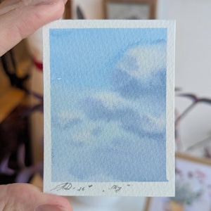 Dipinto originale ACEO Soft Sky Watercolor – Arte in miniatura con paesaggio nuvoloso minimalista e sottile brillantezza immagine 1