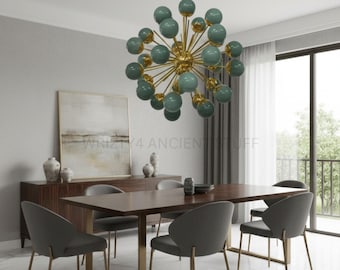 1950s Mid-Century Modern Sputnik Chandelier with Green Glass Spheres and Polished Brass Finish