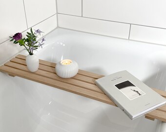 Bathtub shelf made of natural oak wood