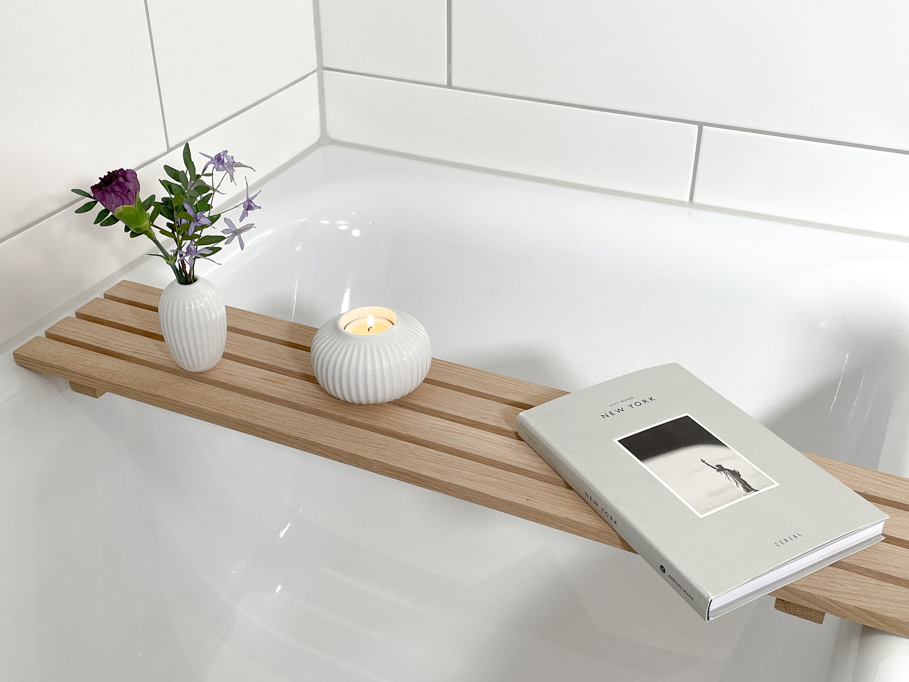 Bath shelf outlet