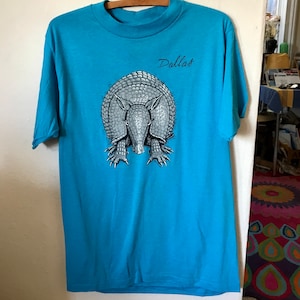 Vintage Armadillo Texas T-Shirt *New*
