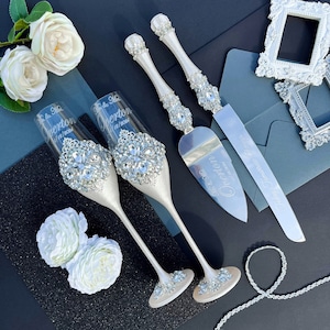 Cake serving set wedding, cake cutting set wedding personalized, wedding cake knife and server, wedding cake cutter set, wedding glasses 2flutes+knife+server