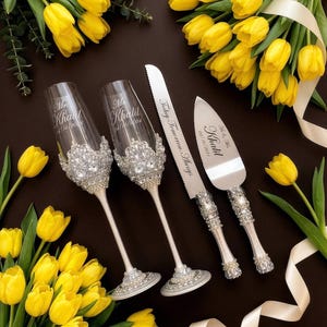 Wedding gift champagne glasses and personalized cake server set