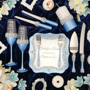 wedding cake cutting set, blue wedding cake server set and knife, sky blue champagne wedding glasses, sky blue wedding decor