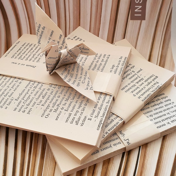 Set of 50 origami papers made from french book pages