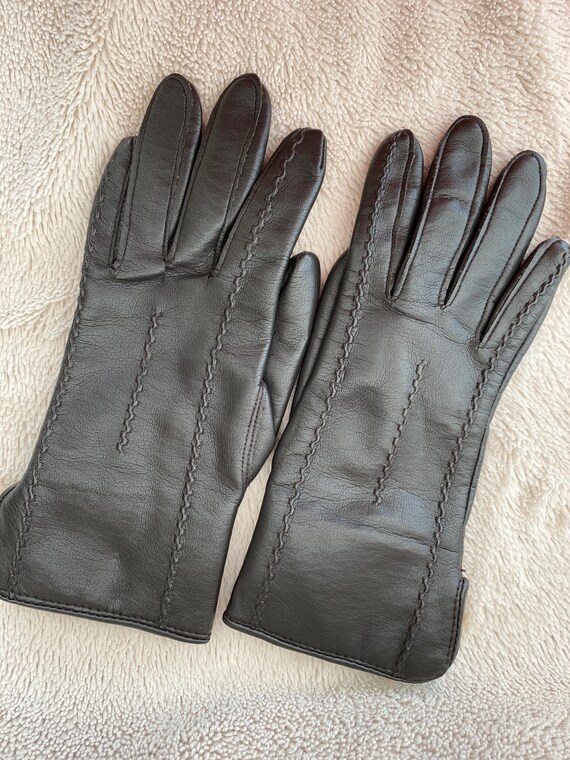Vintage gloves, leather look and real rabbit fur