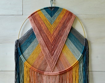 Lucille- REVERSIBLE Round Geometric Macrame Wall Hanging