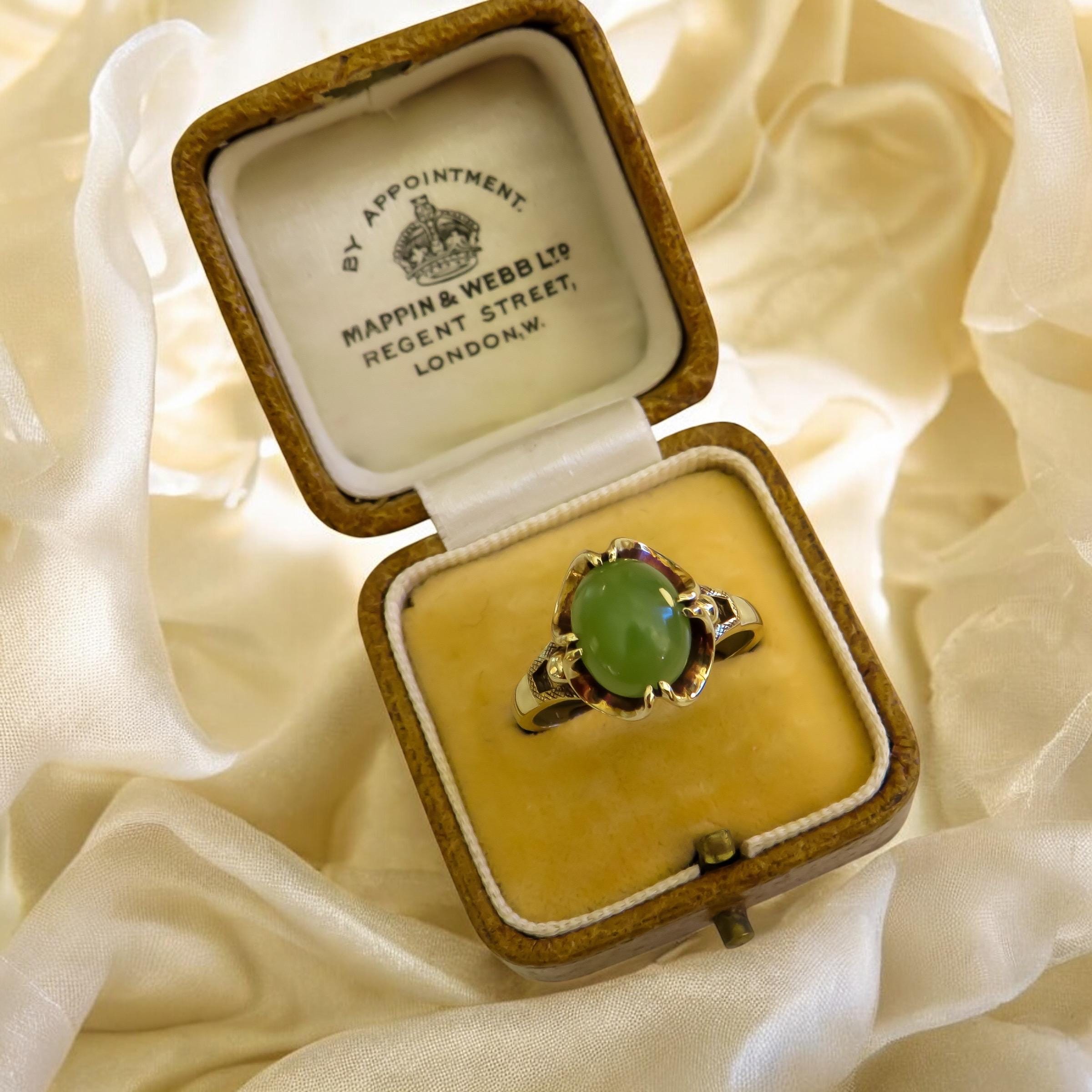Viktorianischer Jade Ring | Größe 8 | 10K Gold | antiker grüner Jade Cabochon Ring | verzierten filigranen Einstellung | Erbstück Schmuck
