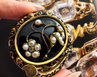 Victorian Mourning Brooch