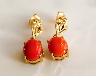Vintage 14K Yellow Gold Red Coral Drop Earrings