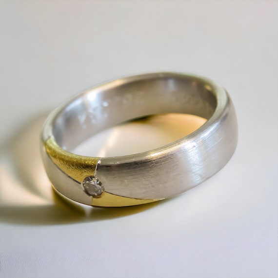 Contemporary Platinum Wedding Band - image 3